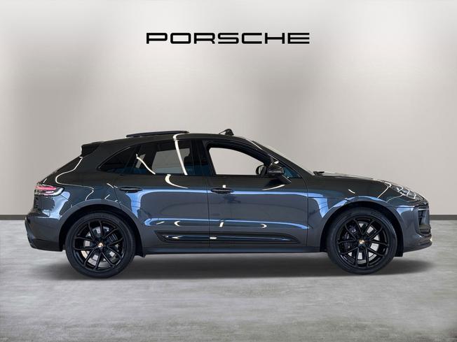 PORSCHE Macan Photo 8