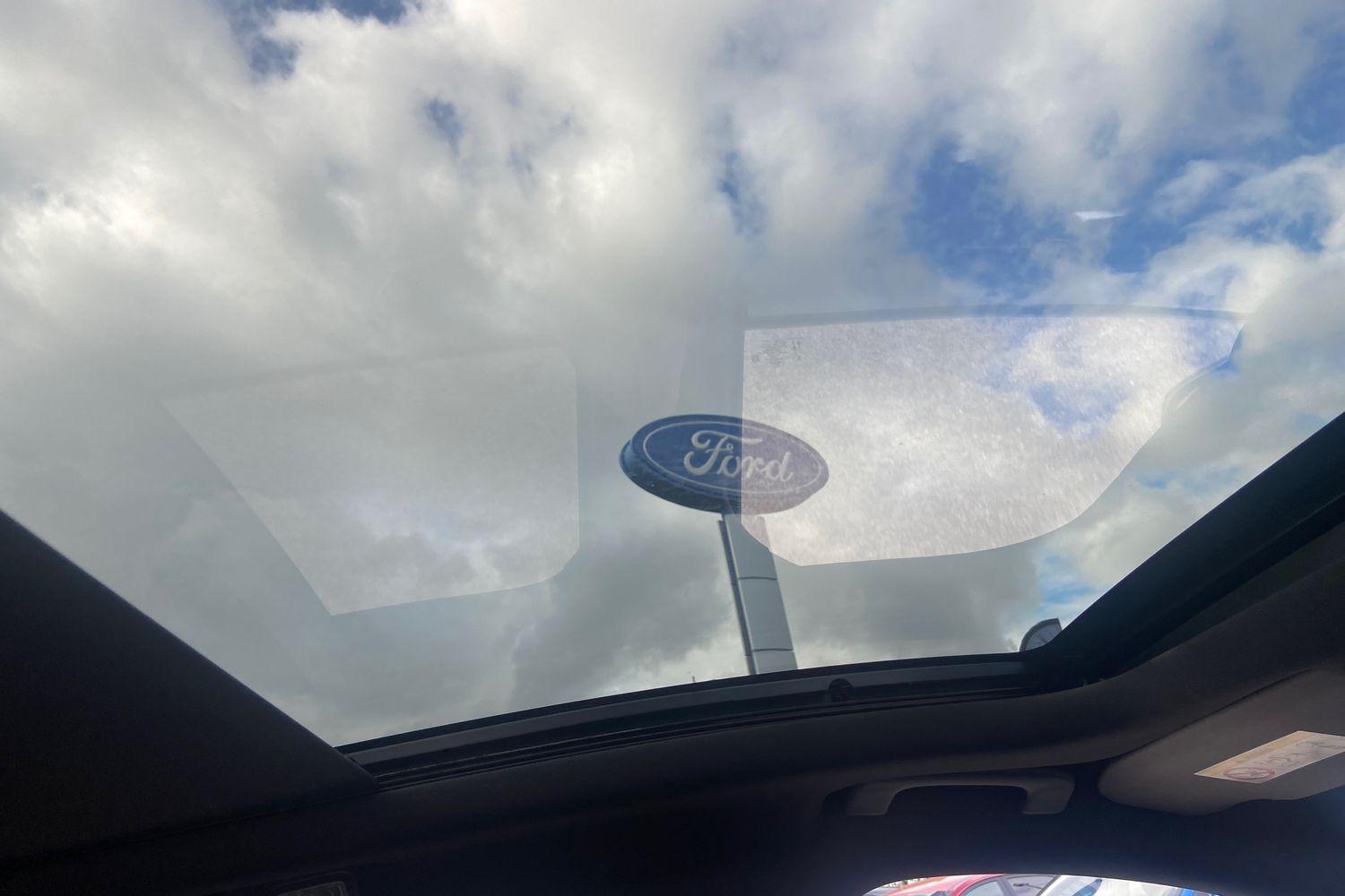 Ford KUGA Photo 26