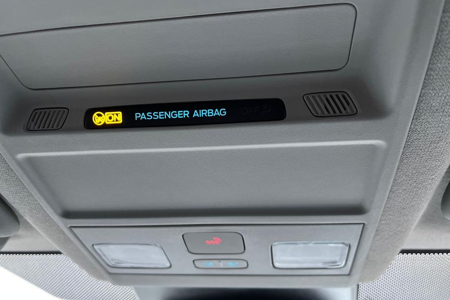 Used Ford TRANSIT CUSTOM WV25RMO 25