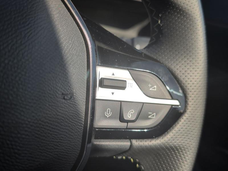 Used Peugeot 308 SW NV25EKB 36