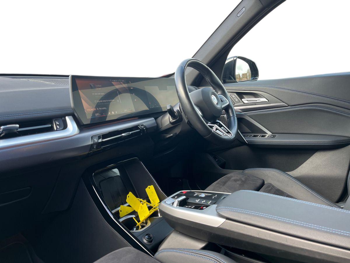 BMW X1 Photo 2