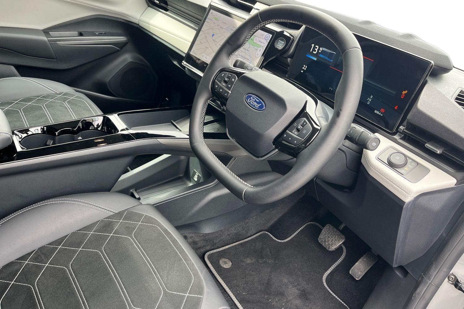 Ford Puma Gen-E Photo 8