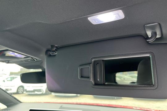 Volkswagen Golf Photo autoimg-01dc21ba5b82ae363a2be2bdd0dc1da7780d7bc8.jpg