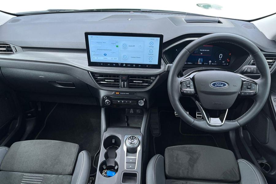 Ford KUGA Photo autoimg-01e17045274215266426cec2460ac8bd7582d786.jpg