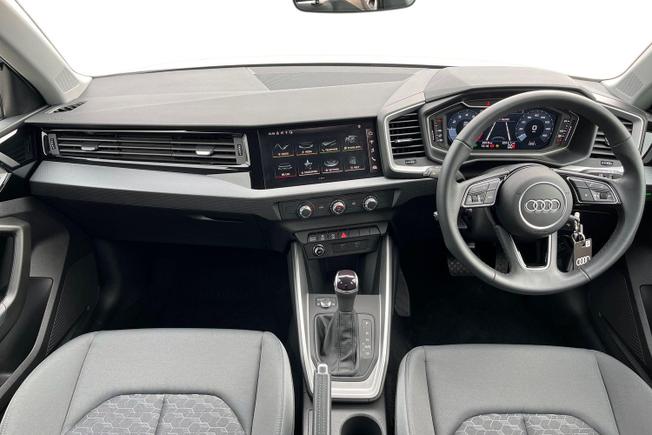 AUDI A1 Photo 10