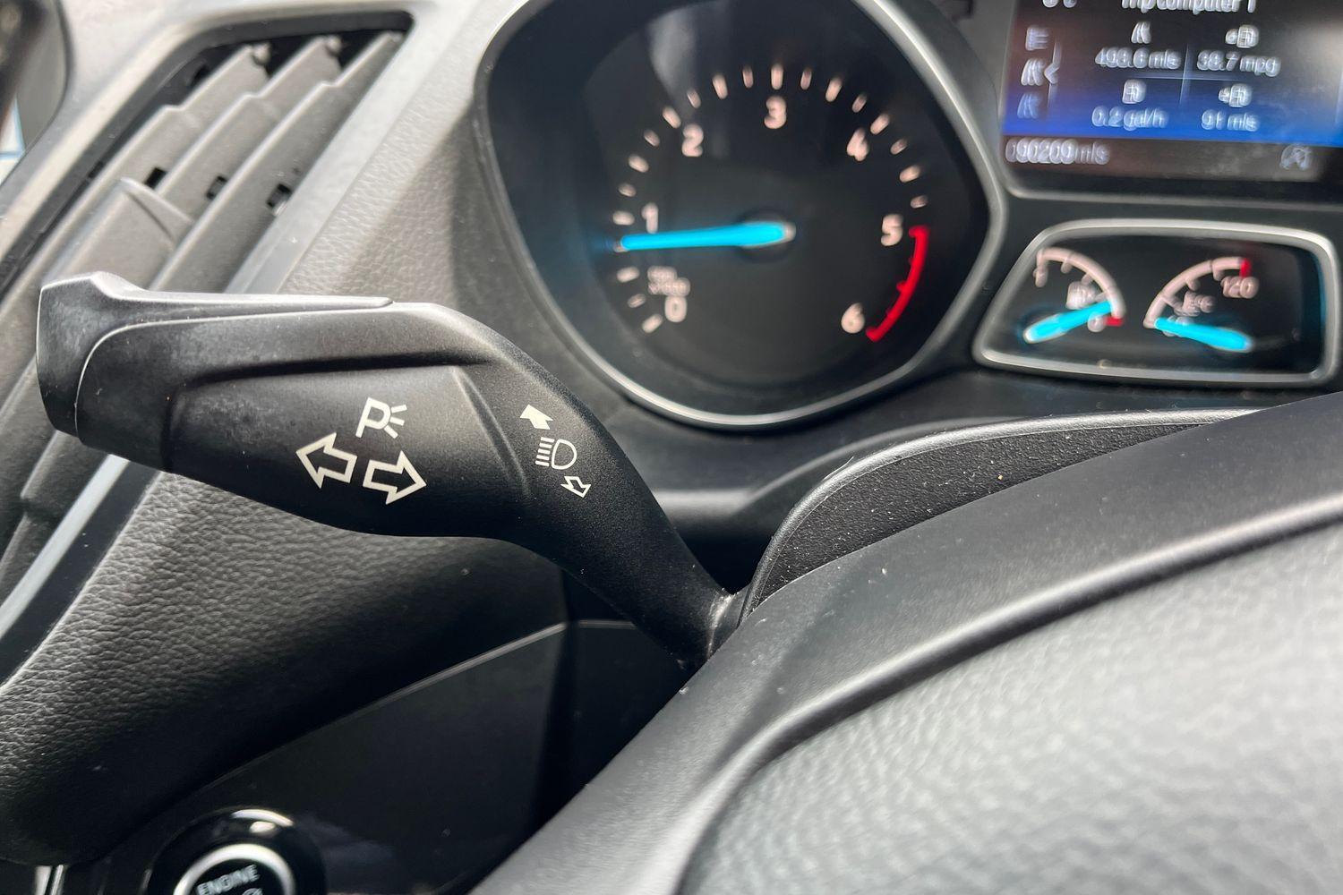 Ford KUGA Photo 13