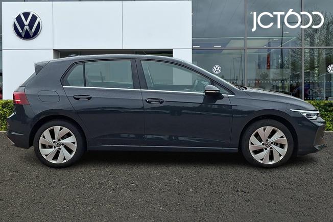 VOLKSWAGEN Golf Photo 4