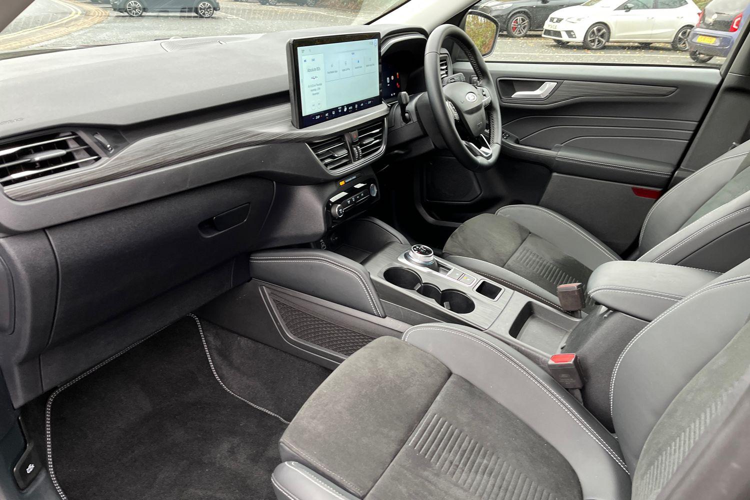 Ford KUGA Photo 17