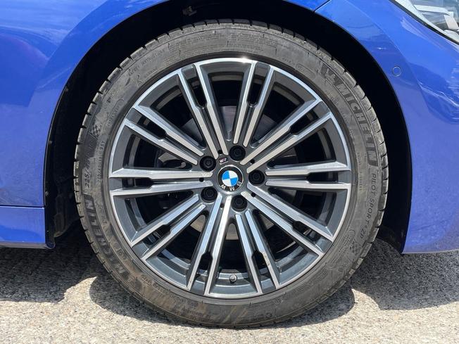 BMW 3 Series Photo 5