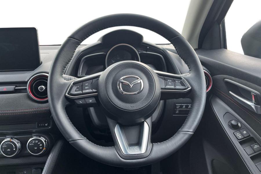 Mazda 2 Photo autoimg-01e9ec25a83ddd99bd11bfdb3065c052b08b3550.jpg