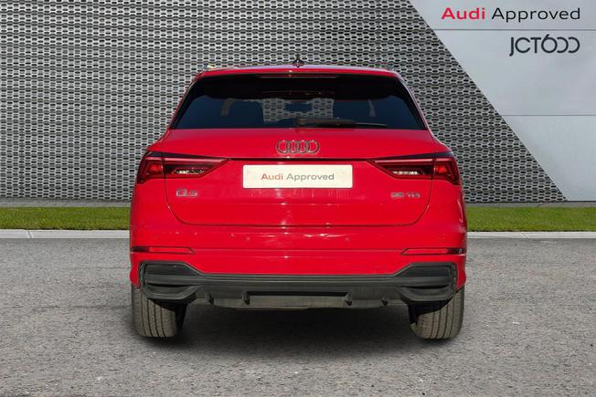 AUDI Q3 Photo 7