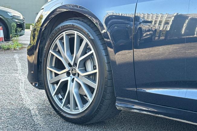 AUDI A6 Avant Photo 23