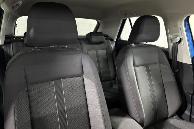 Volkswagen T-Roc Photo 25