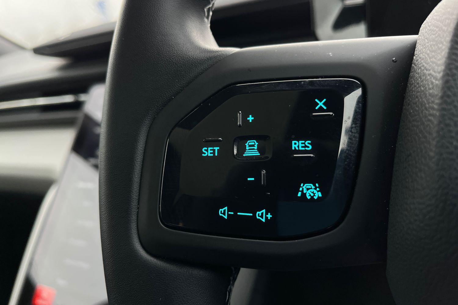 Ford Explorer Photo 23