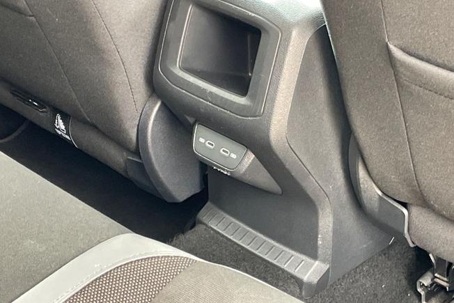 VOLKSWAGEN T-Cross Photo 48