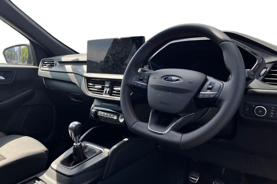 Ford KUGA Photo autoimg-01f55735af6469df8d59b079c1b80db09bc8f32a.jpg