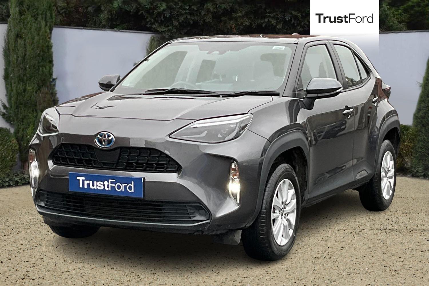 Toyota YARIS CROSS Photo 4