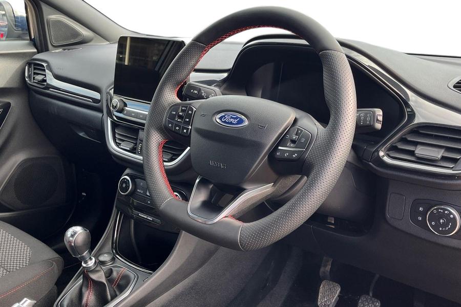 Ford PUMA Photo autoimg-01fc7a0d9a8d719ff3bc3ab25683ca68cb074c7f.jpg