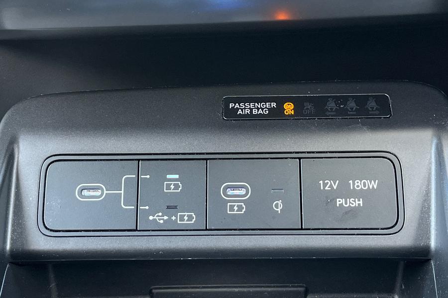 Hyundai Kona Photo autoimg-01fd1fc3caafa6636a8b5be2a4b8c89bc27ff447.jpg