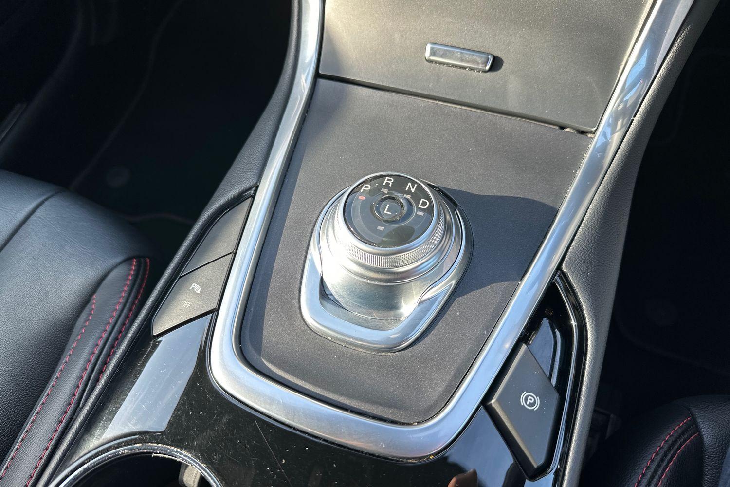 Ford S-MAX Photo 32