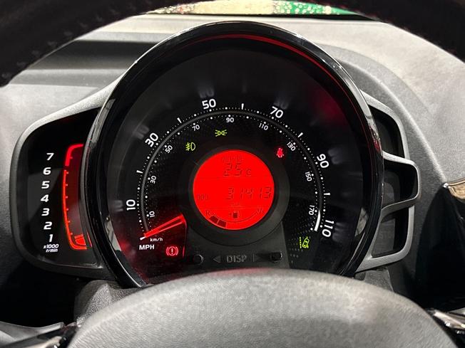 TOYOTA Aygo Photo 15