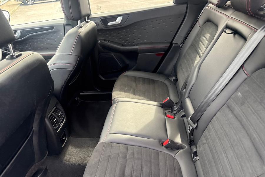 Ford KUGA Photo autoimg-0201ff35d8c29d160facc9f53f73b4a3e0d453b8.jpg