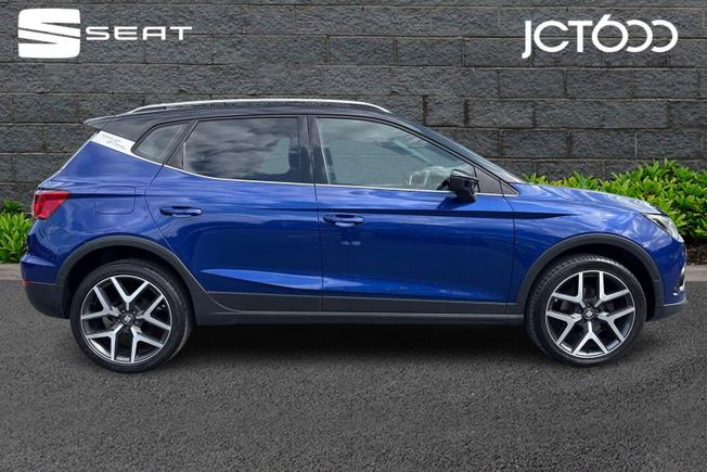 SEAT Arona Photo 4