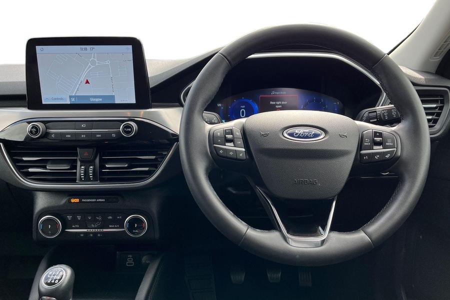 Ford Kuga Photo autoimg-02079c9635e6ec8fb3f553906fe159065c19abf7.jpg