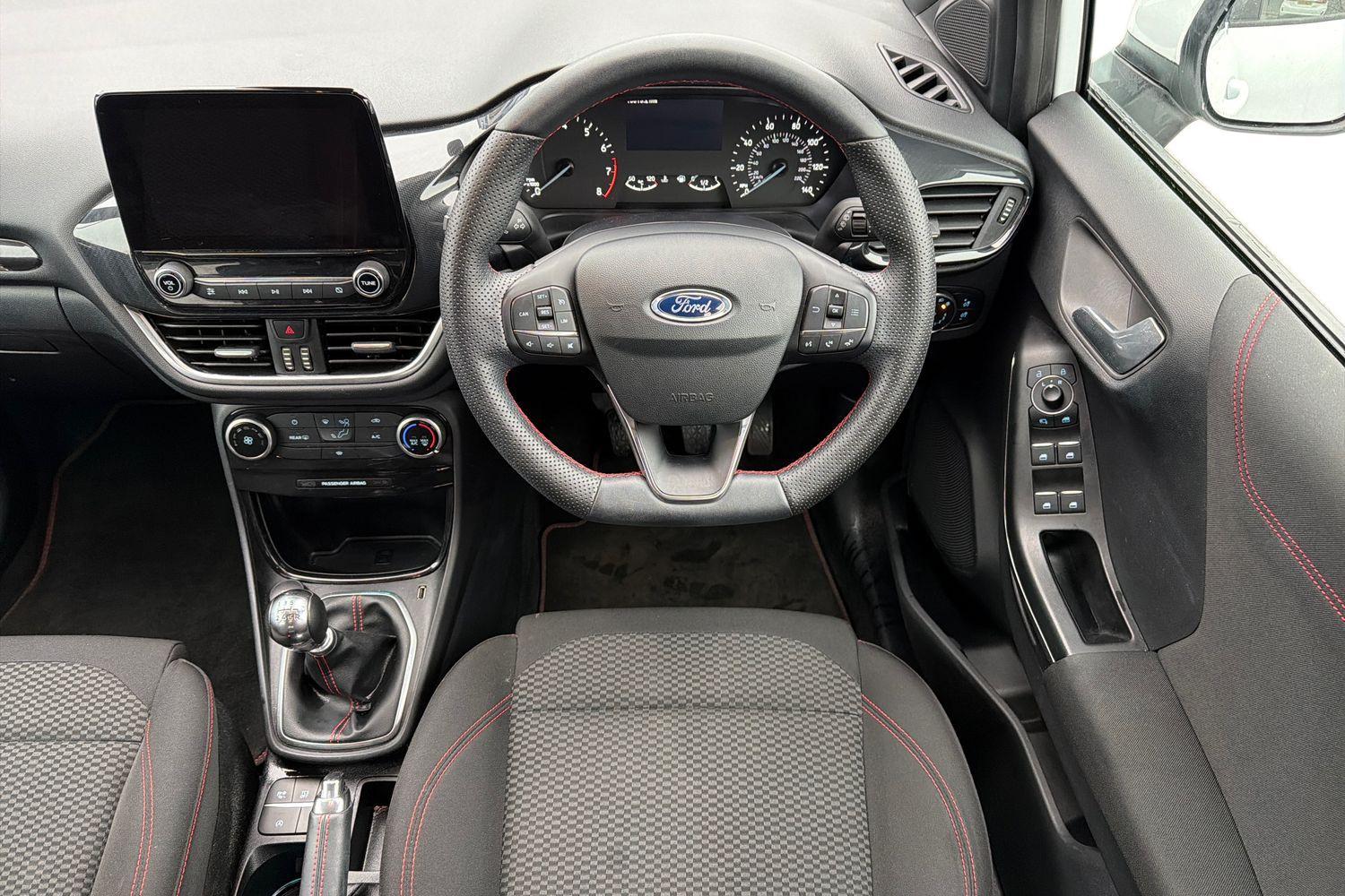 Ford PUMA Photo 10