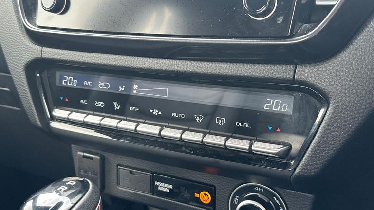 Used Isuzu D-Max WK25YBB 12