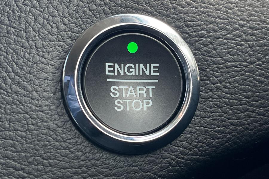 Ford GALAXY Photo autoimg-02131d836fcc27c4f66b8288d79c3bd7abc10980.jpg