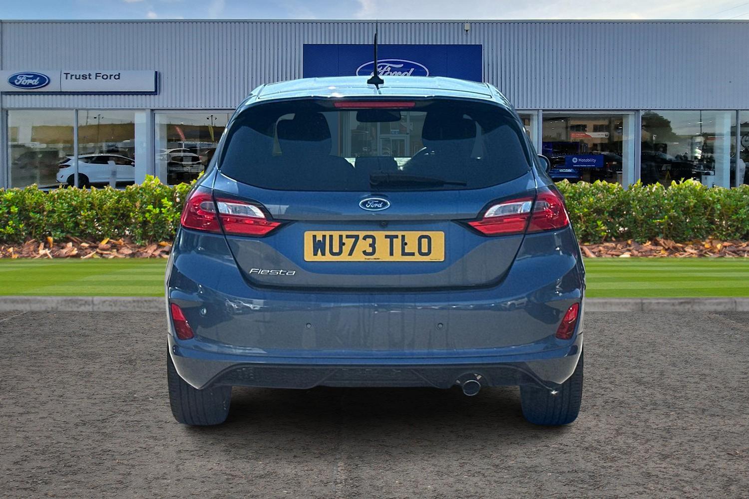 Ford FIESTA Photo 6