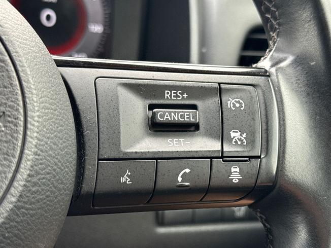 NISSAN Qashqai Photo 17