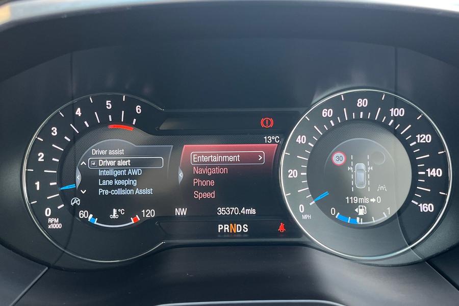 FORD EDGE Photo autoimg-021908b1a3f04a807b7d7d478330a76d6aacd951.jpg