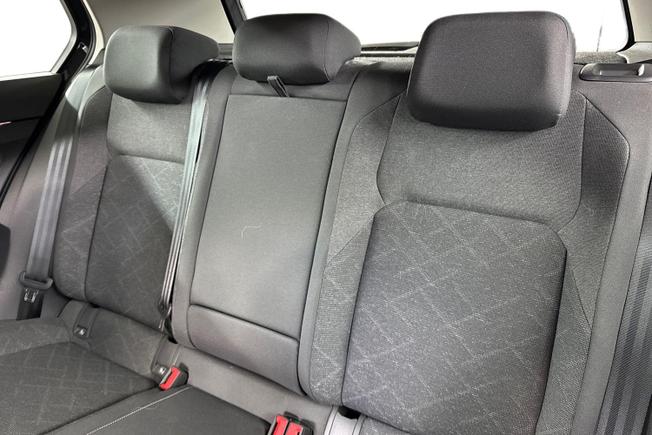 VOLKSWAGEN Golf Photo 9