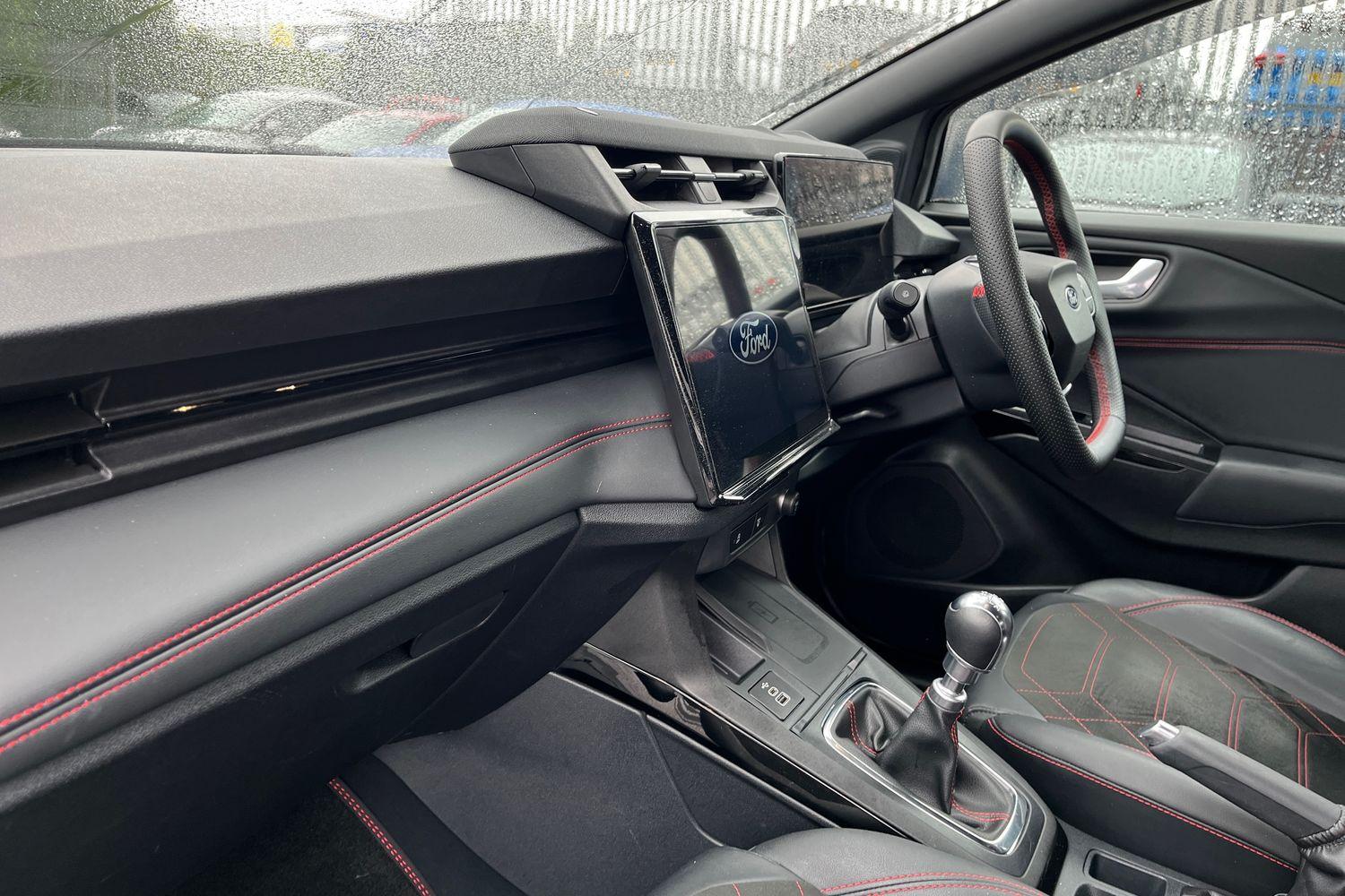 Ford PUMA Photo 17