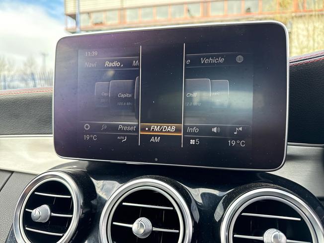 MERCEDES-BENZ C Class Photo 38