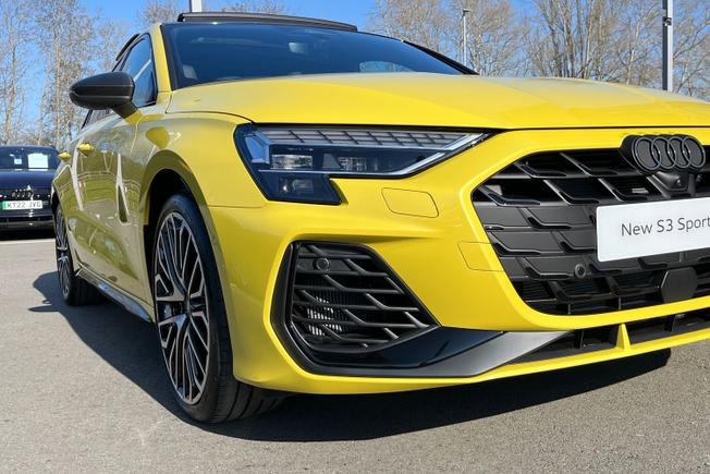 AUDI S3 Photo 19
