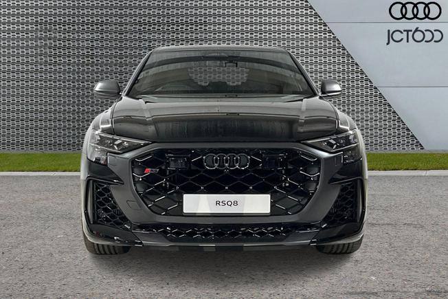 AUDI RSQ8 Photo 8