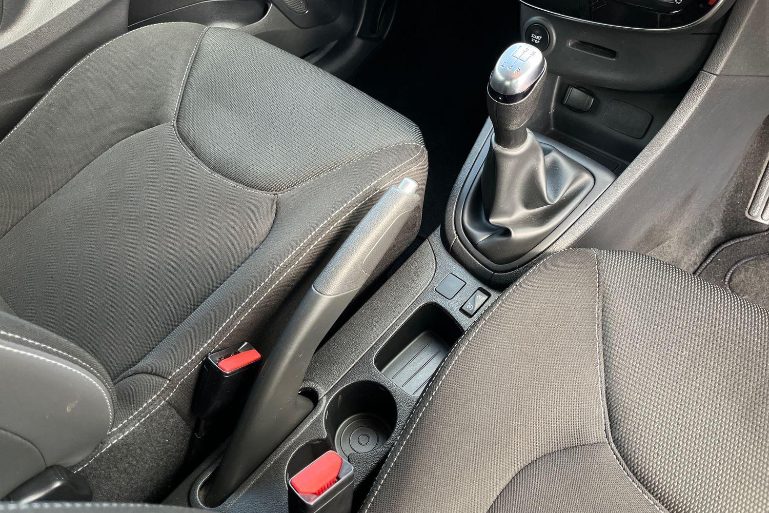 Renault CLIO Photo 36
