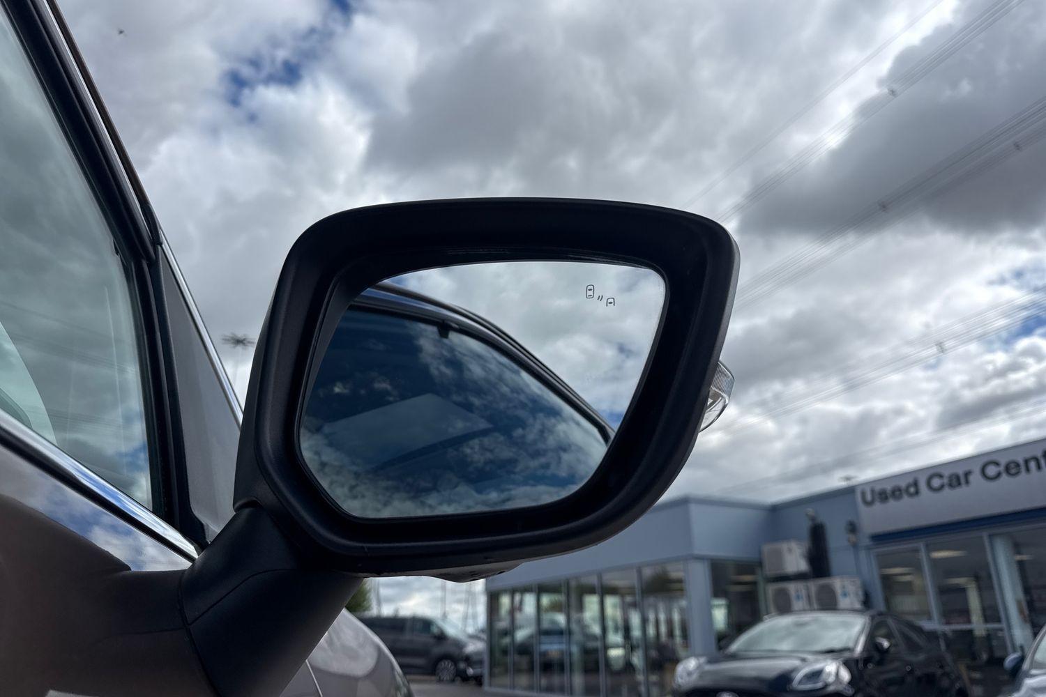 Mitsubishi ECLIPSE CROSS Photo 33