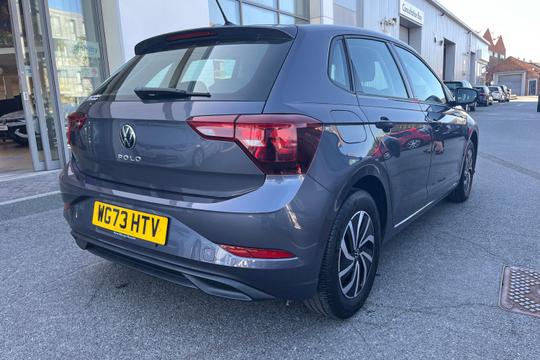 Volkswagen Polo Photo autoimg-02389c2fa18a12e33c675ecf454e4c10003dfdc4.jpg