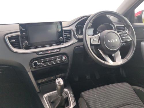 Kia CEED Photo autoimg-0242ece53569a46f78b7d717e1a4954d6196dceb.jpg