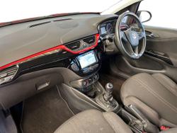 VAUXHALL Corsa Photo 2