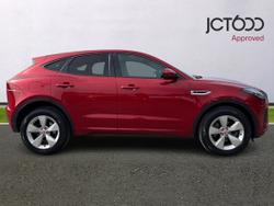 JAGUAR E-Pace Photo 4