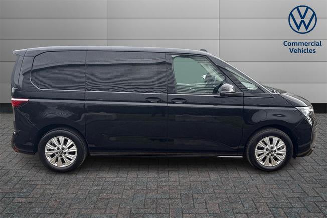 VOLKSWAGEN Multivan Photo 4