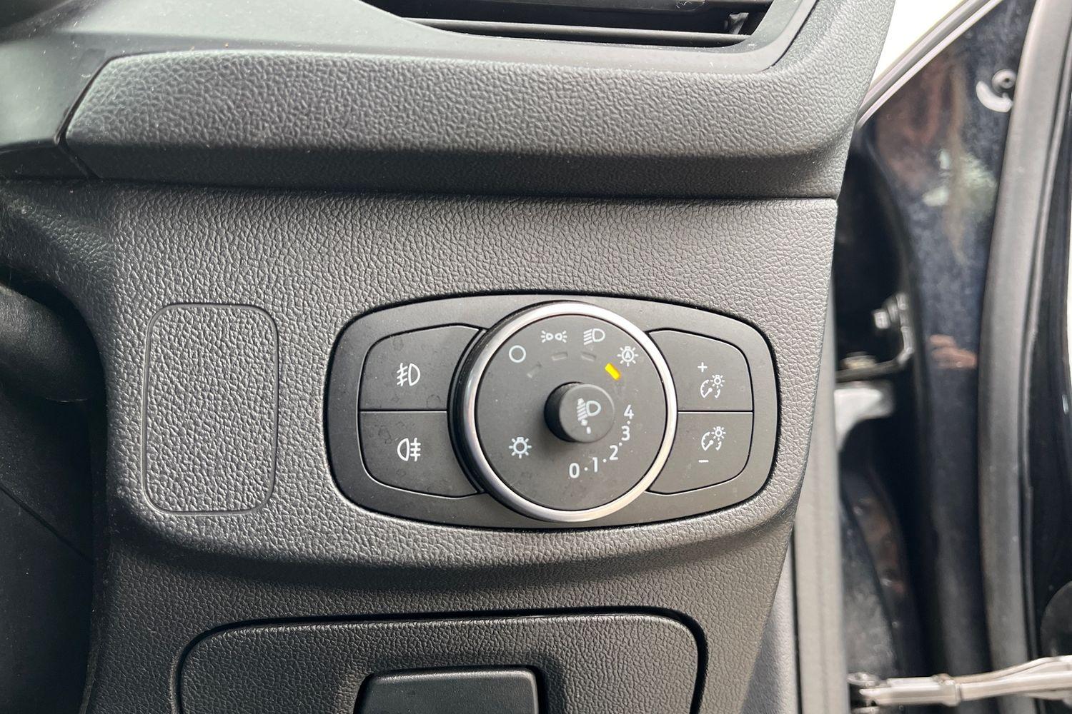 Ford FOCUS Photo 25