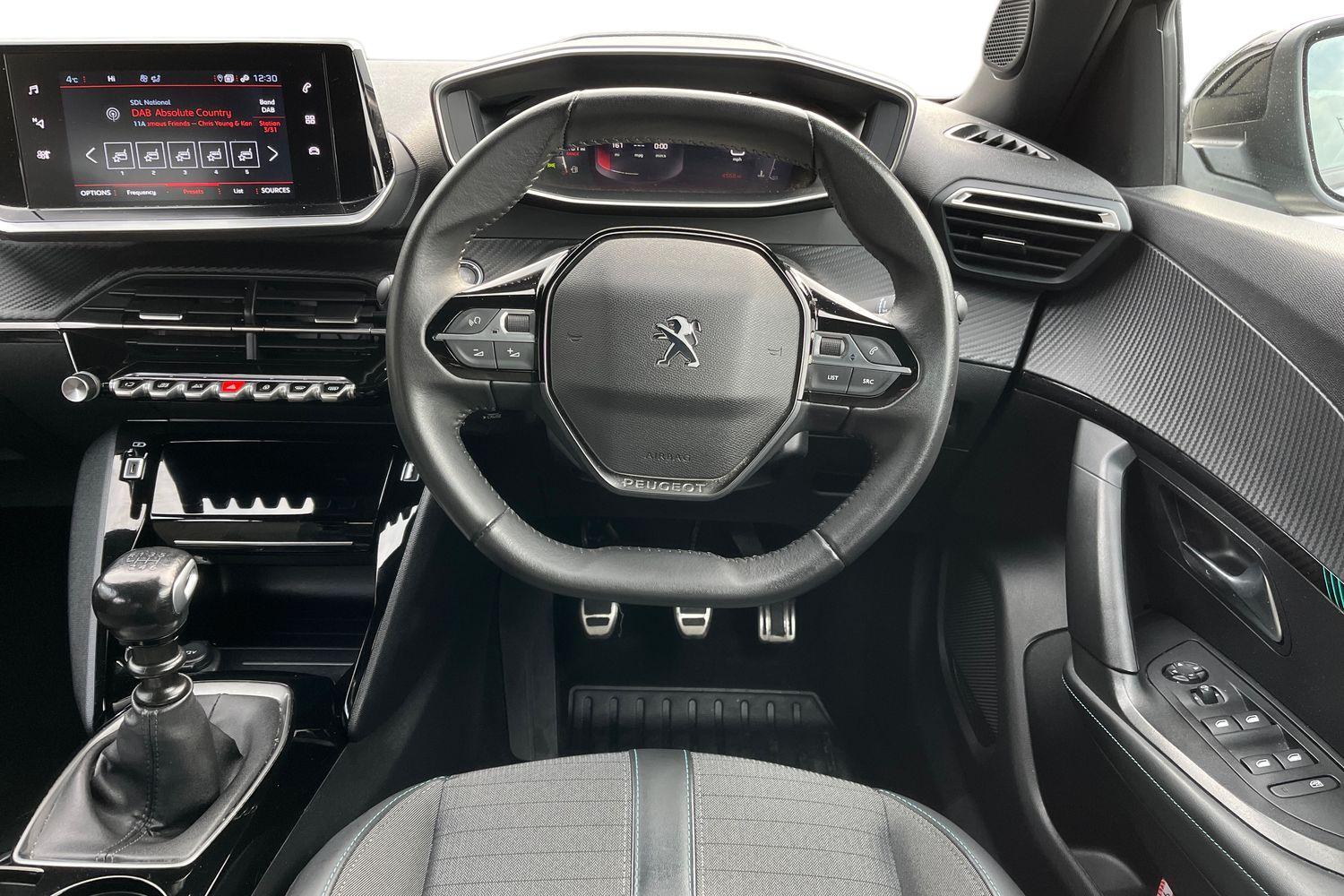 Peugeot 2008 Photo 10