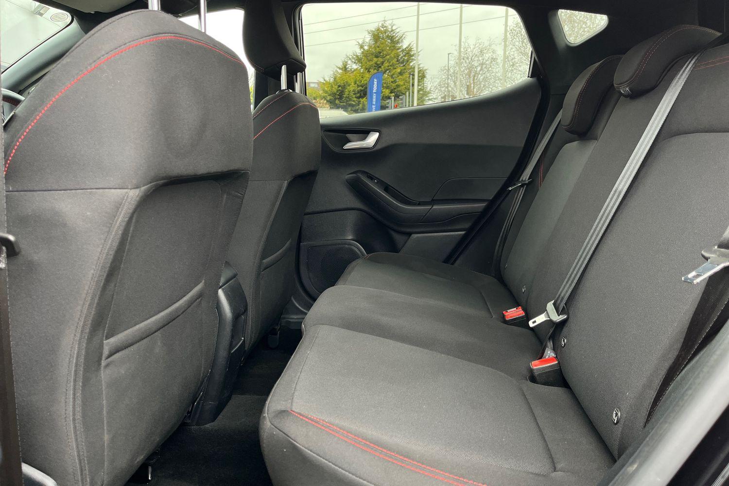 Ford Fiesta Photo 19