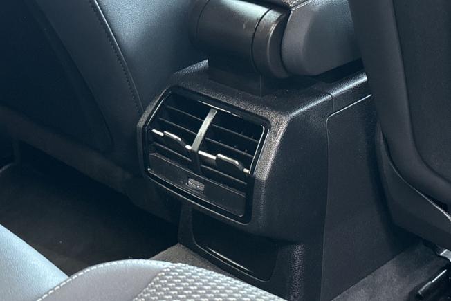 AUDI Q3 Photo 32
